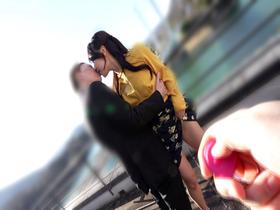 奥様プレバトリモバイ 刺激が欲しい人妻が赤面イキ連発 まんねりに悩む五芭さんをベロチューと猥褻リモバイで連れ回し悶絶失禁させたところ… 五芭　サンプル画像09